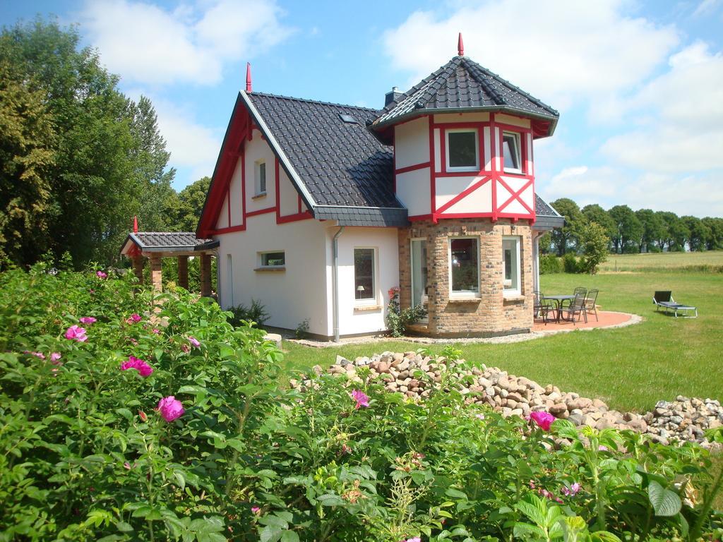 Villa Haus Dornröschen Rakow Zimmer foto