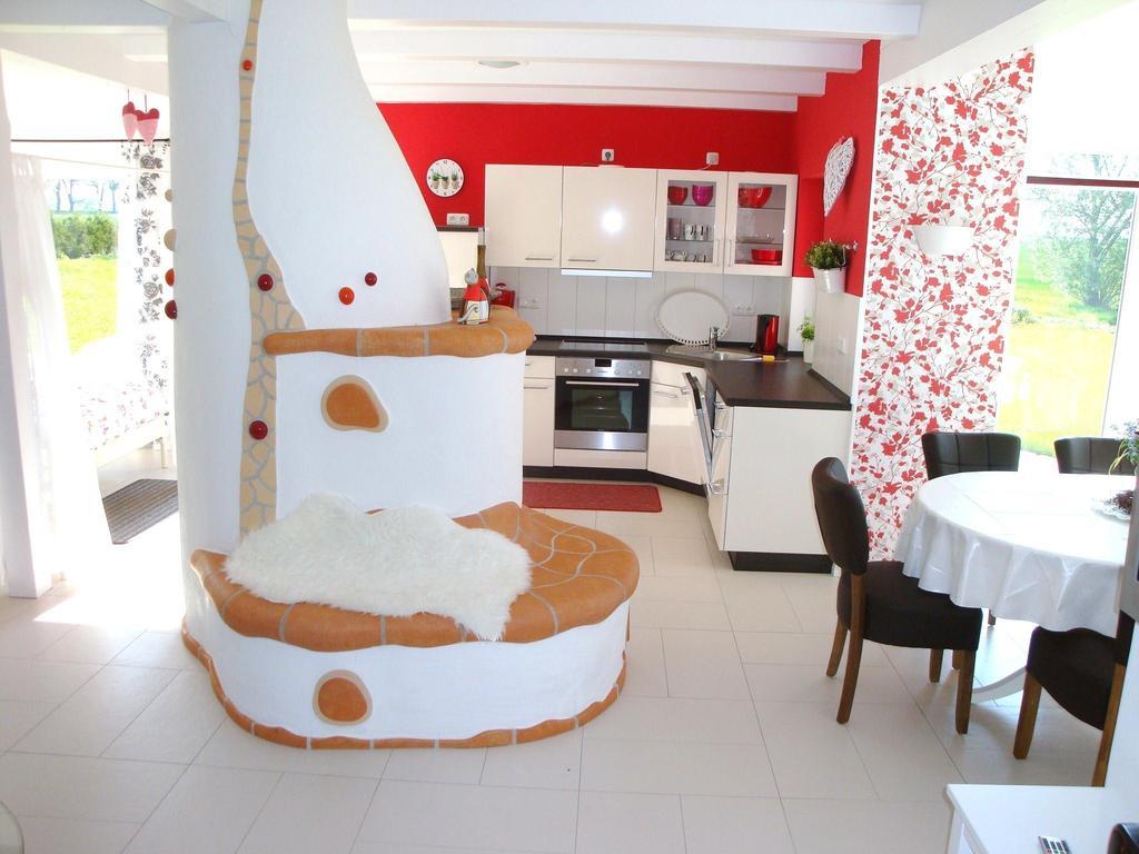 Villa Haus Dornröschen Rakow Zimmer foto